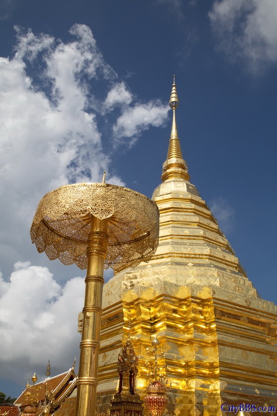 清迈是著名的佛城，佛教寺庙众多