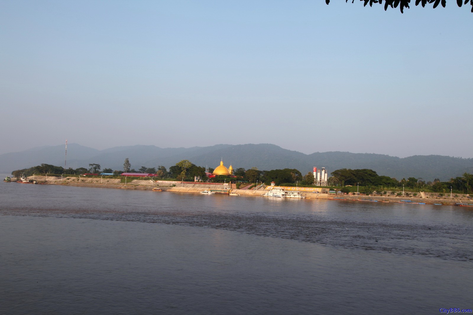泰国老挝缅甸交界点金三角
