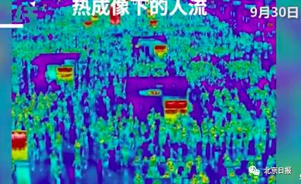 十一多地车站出现同一幕迟到的春运看哭网友3.jpg