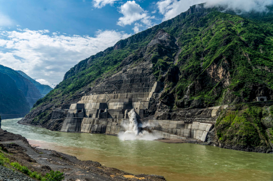 世界在建规模最大水电站——中国白鹤滩水电站