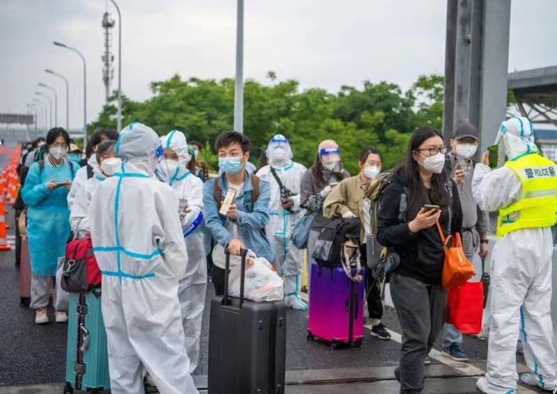 上海大学生回老家交不起隔离费 为何如此冷漠?